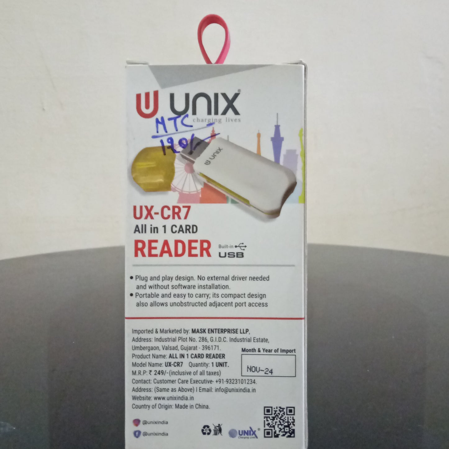 Unix UX-CR7 All in One Card Reader